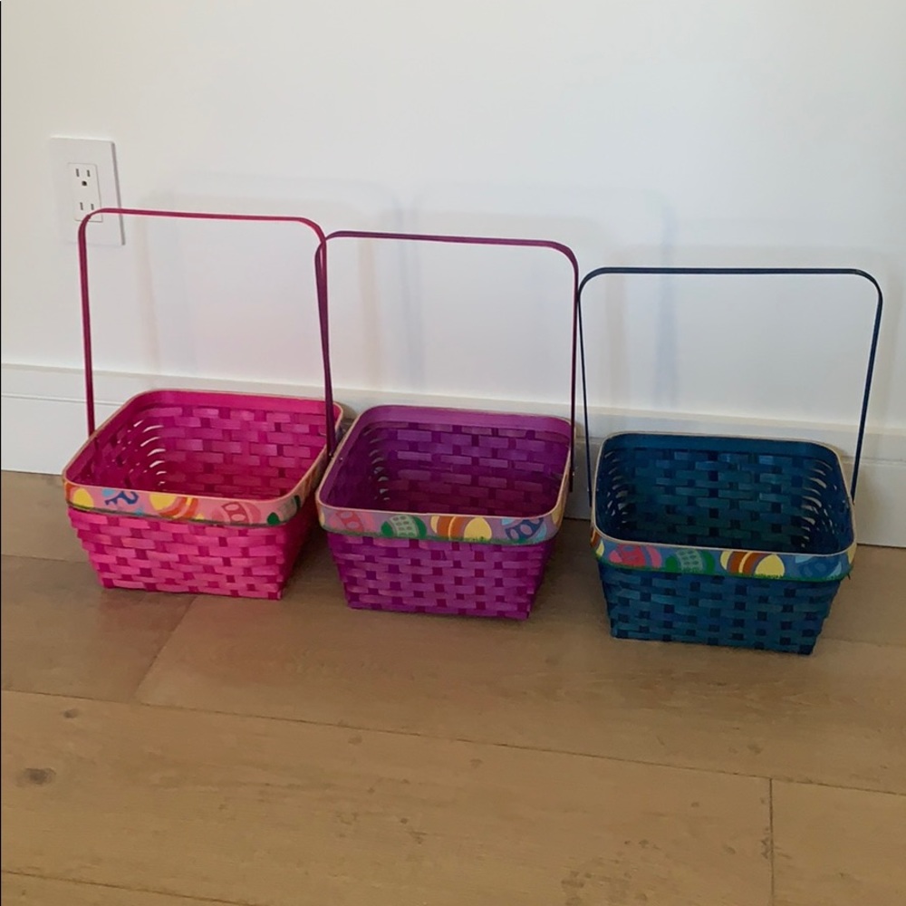 NWOT Set of 3 Large Colorful Woven Easter Baskets